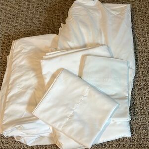 2 sets of white twin xl sheets!